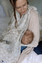 Load image into Gallery viewer, Large Swaddle Muslin - Scallop