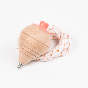 Me&Mine Wooden Top with String